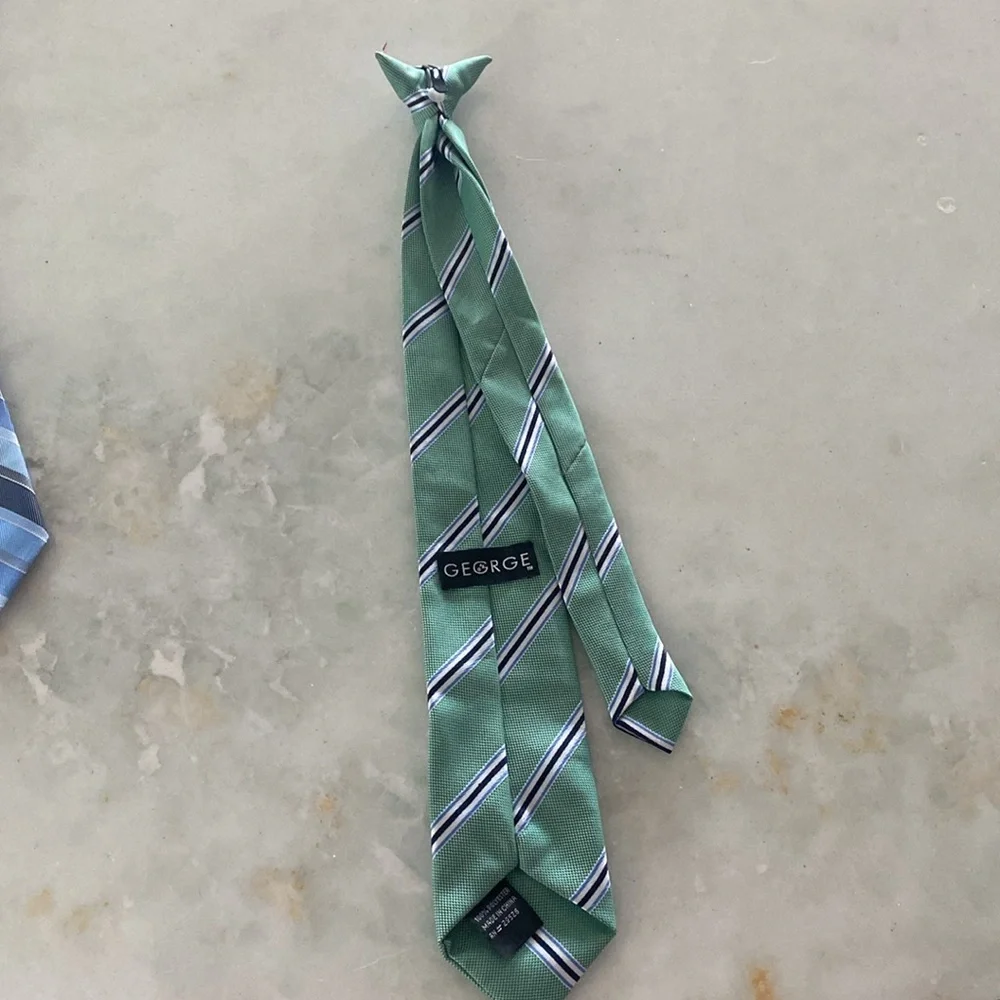3 Boy’s ties